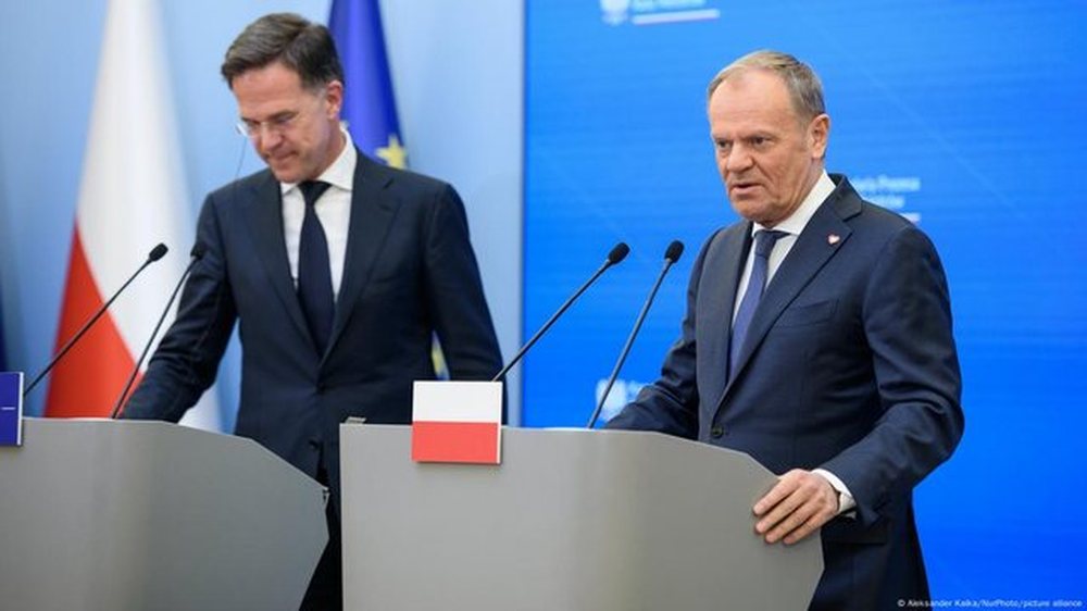 Shefi i NATO-s paralajm&euml;ron Putinin t&euml; mos sulmoj&euml; Polonin&euml;