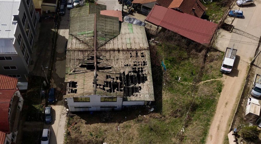 Tragjedia n&euml; Ko&ccedil;an, arrestohet gruaja dhe vajza e pronarit t&euml;