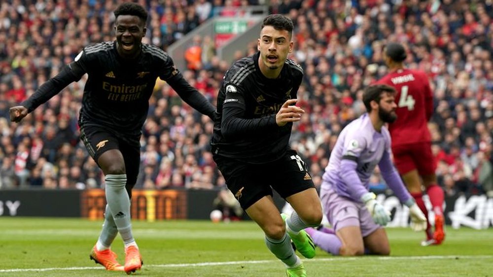 Arsenal i rikuperon dy gola Liverpool n&euml; Anfield: turp&euml;rohen United e