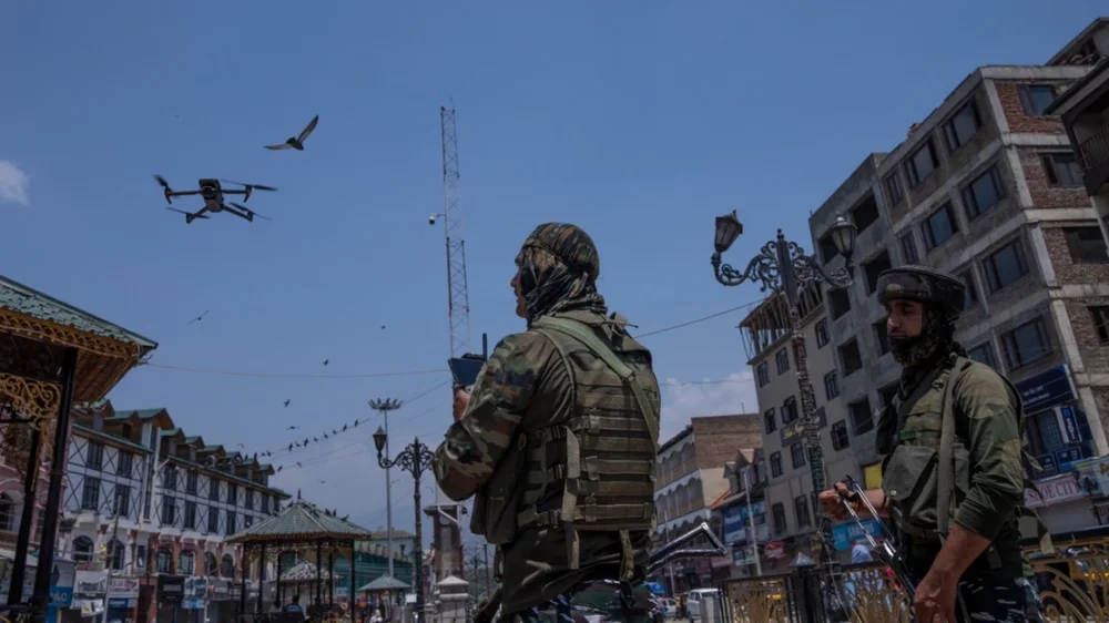 Pakistani dhe India akuzojn&euml; nj&euml;ri-tjetrin p&euml;r sulme me