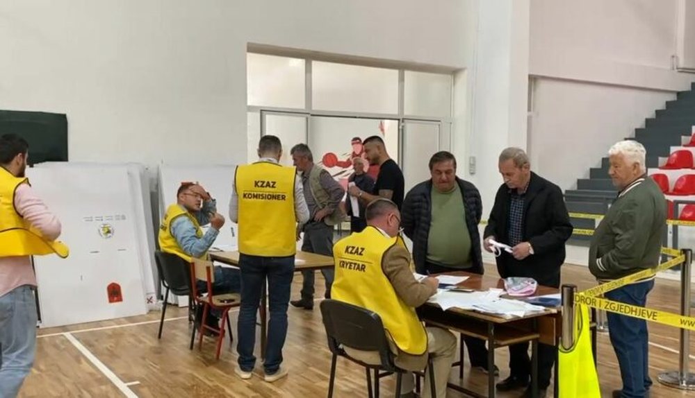 Nis procesi i shp&euml;rndarjes s&euml; materialeve zgjedhore n&euml; KZAZ nr.70