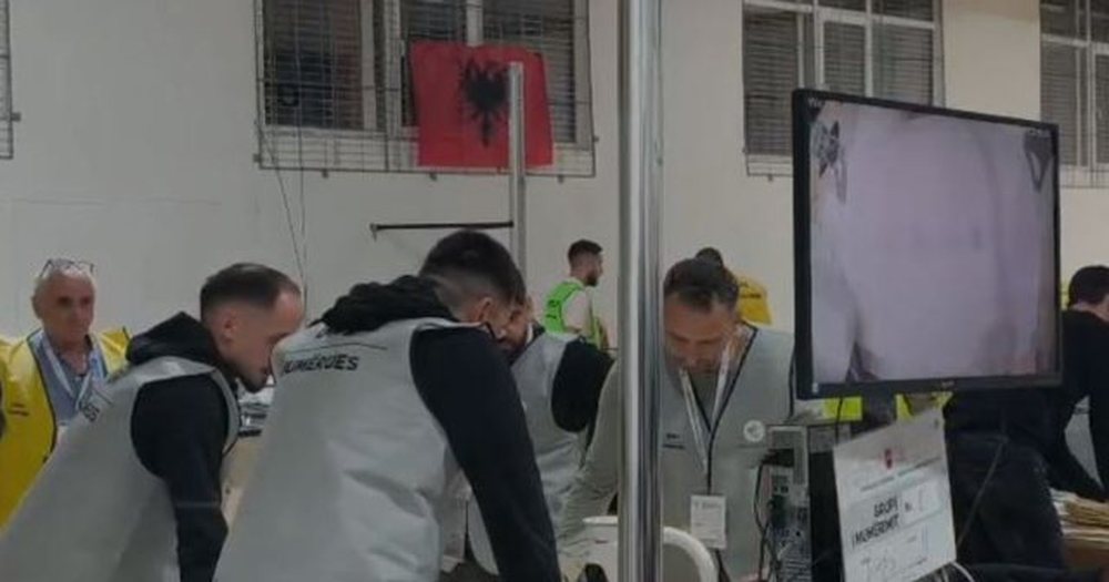 Num&euml;rimi drejt fundit/ PS kryeson me 52.09 % t&euml; votave