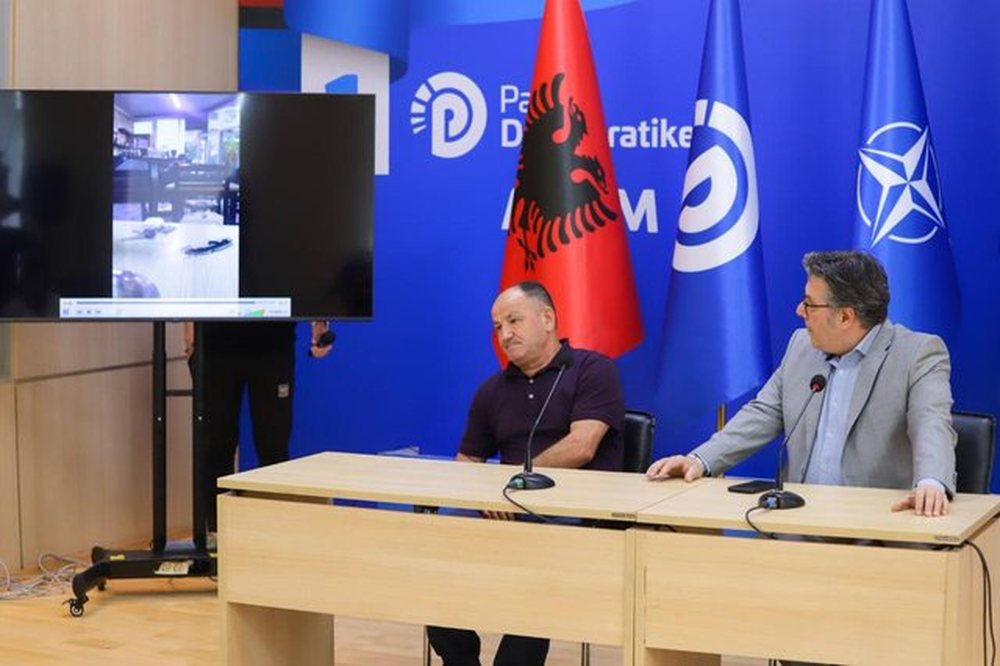 Paloka: Rama mund t&euml; b&euml;het mbret, por ta harroj&euml; se mund t&euml;