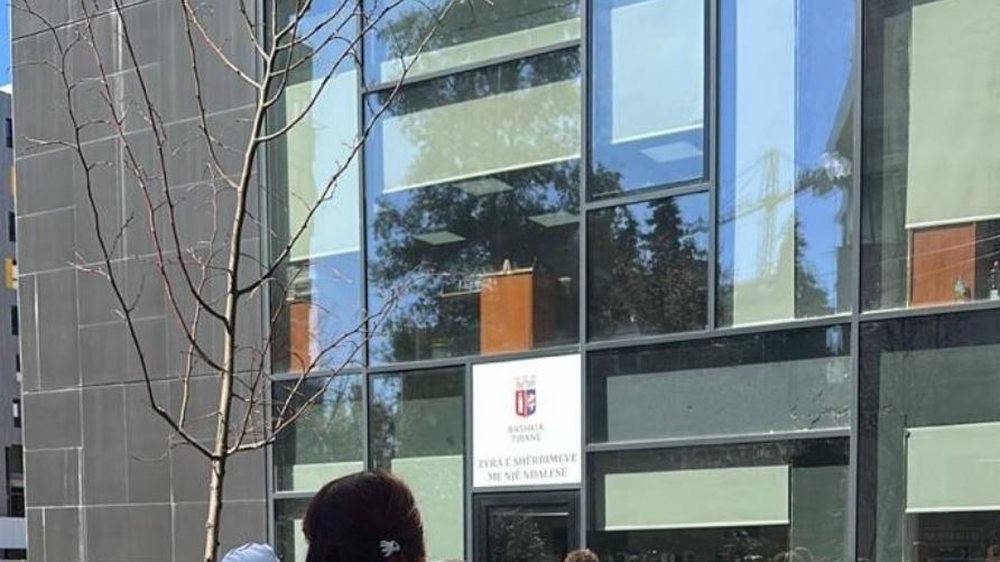 Bizneset b&euml;hen "&ccedil;orap" me taksat e Bashkis&euml;