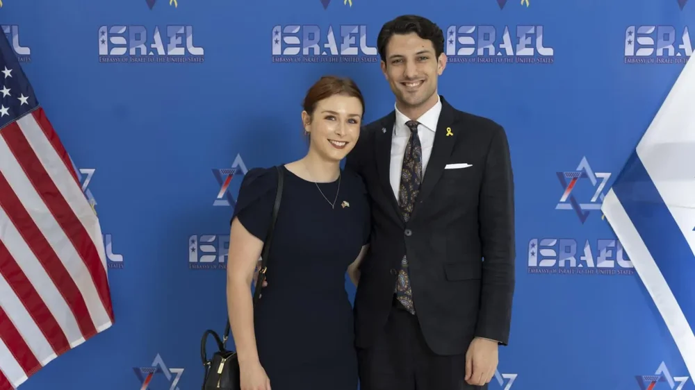 Nga Gaza n&euml; SHBA: Vrasje e dyfisht&euml; politike n&euml; zem&euml;r