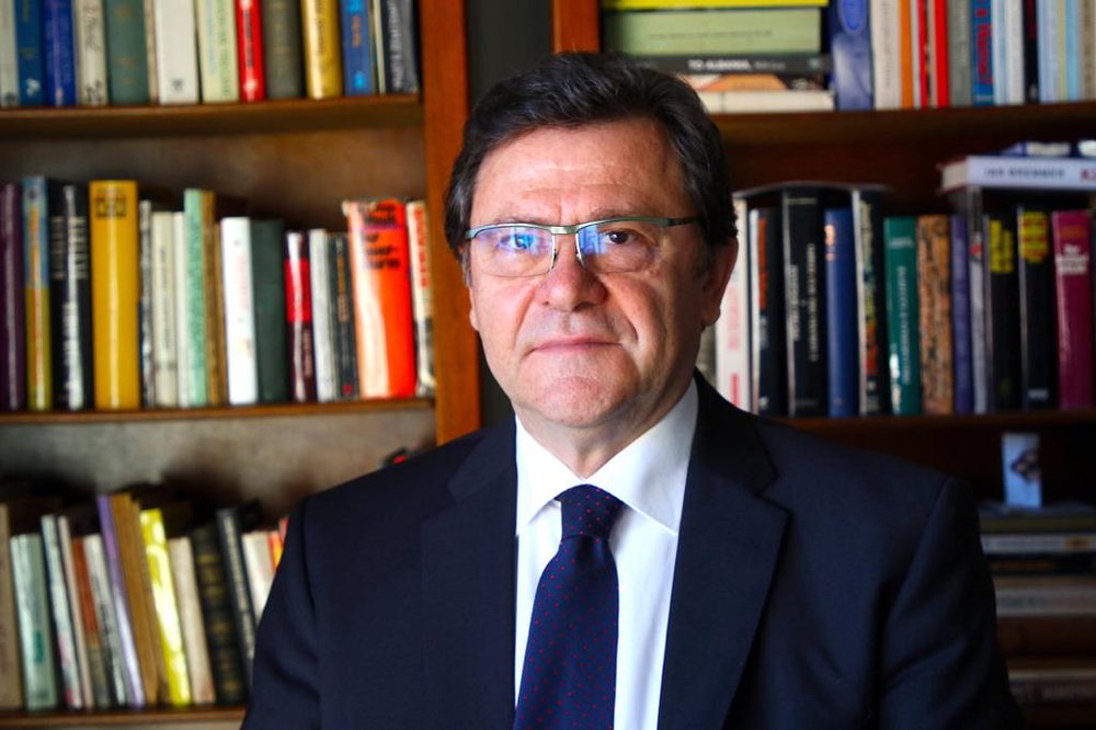Ish-kryenegociatori Zef Mazi: Rotacioni politik nuk e pengon integrimin n&euml;