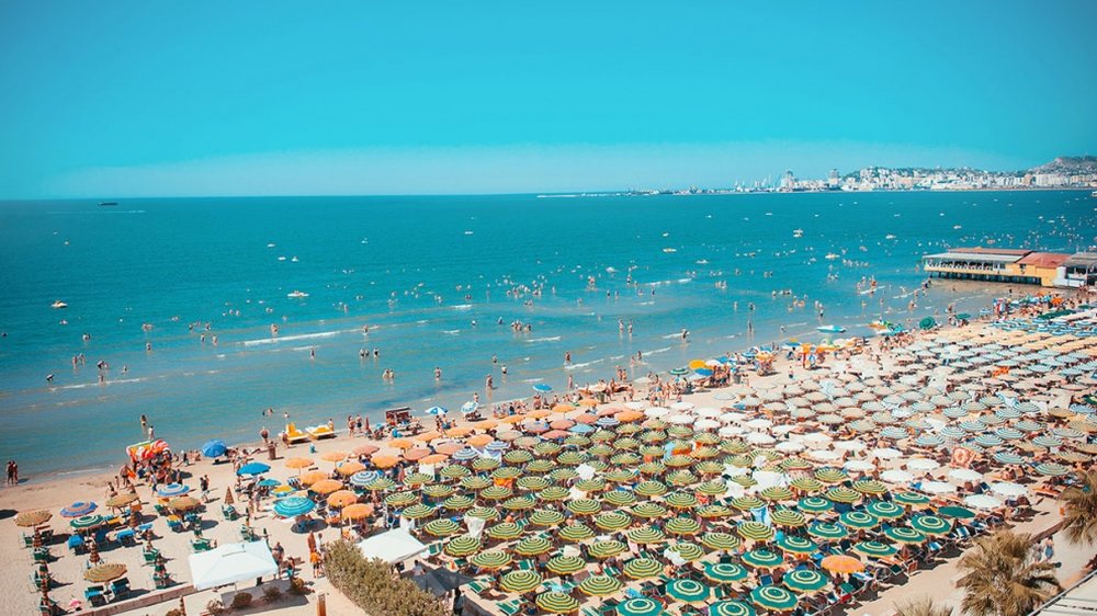 Ana tjet&euml;r e turizmit/ Shqip&euml;ria e fundit n&euml; Europ&euml; p&euml;r