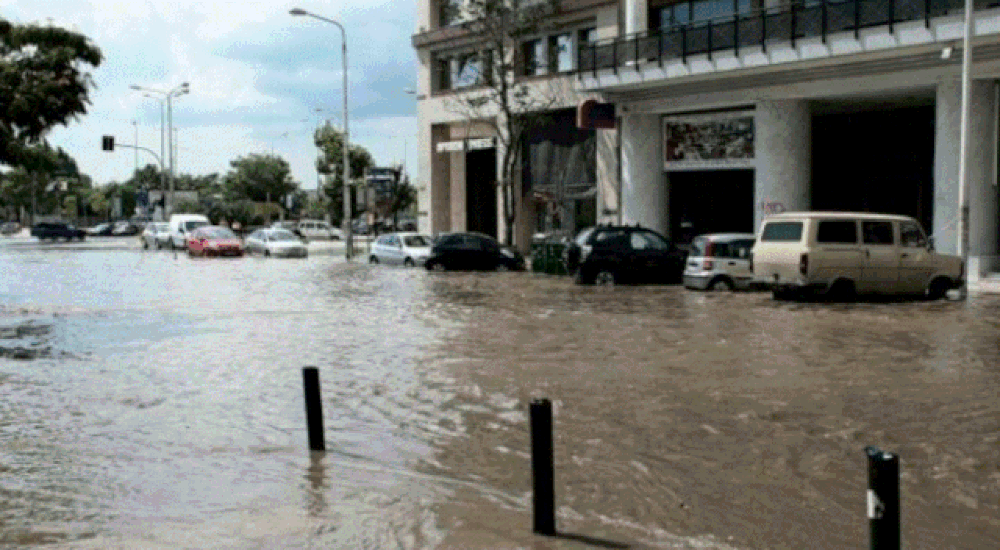 Stuhit&euml; godasin Greqin&euml;, p&euml;rmbytje n&euml; Selanik