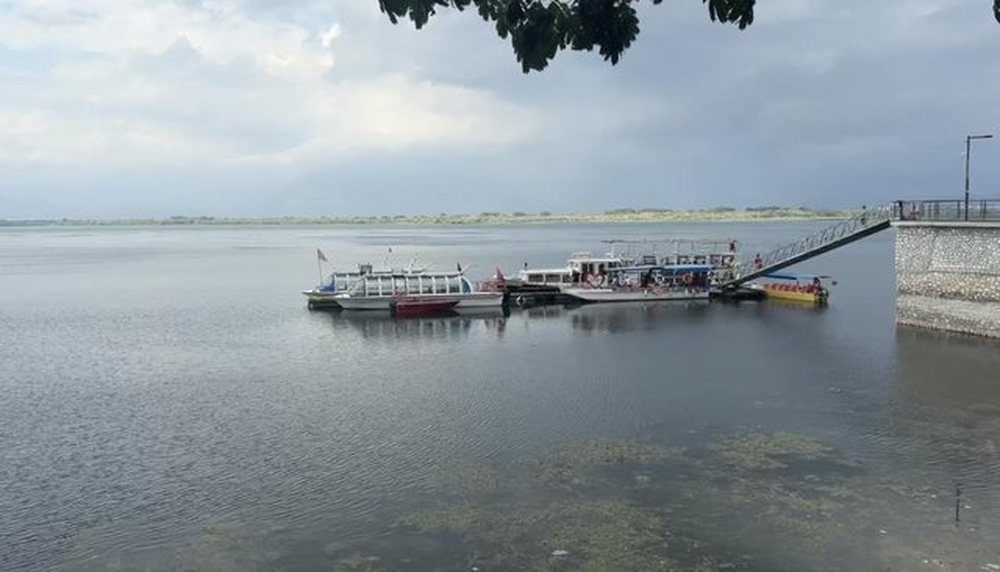 U mbyt p&euml;r t&euml; shp&euml;tuar turist&euml;t, Bashkia Shkod&euml;r reagon