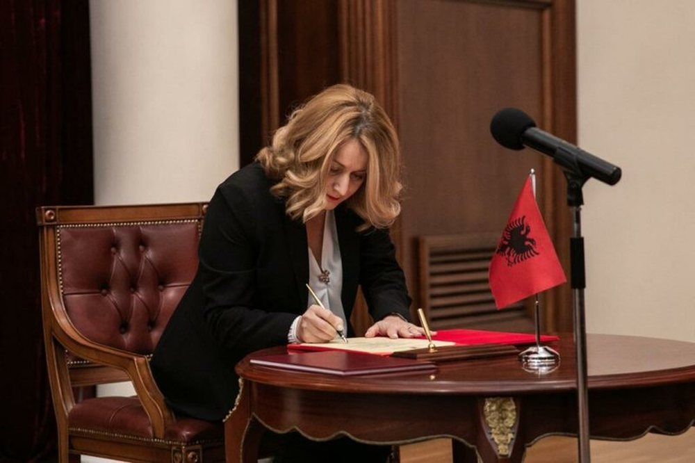 Nd&euml;rtimet n&euml; Theth, Ulsi Manja k&euml;rkon procedim p&euml;r