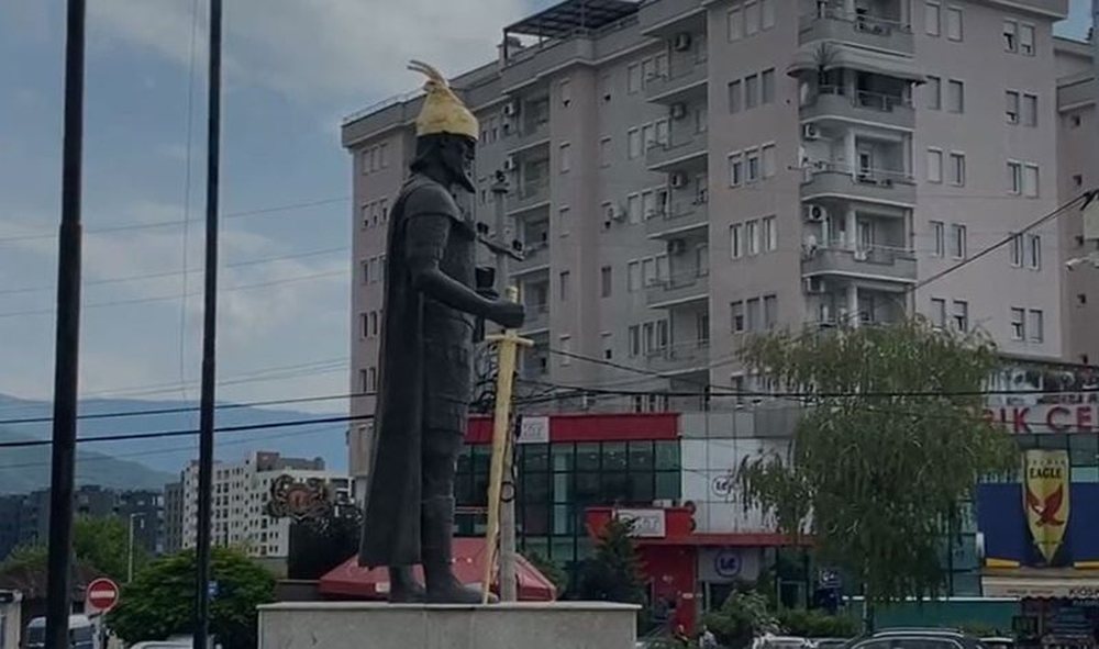 P&euml;rdhoset shtatorja e Sk&euml;nderbeut n&euml; Prizren
