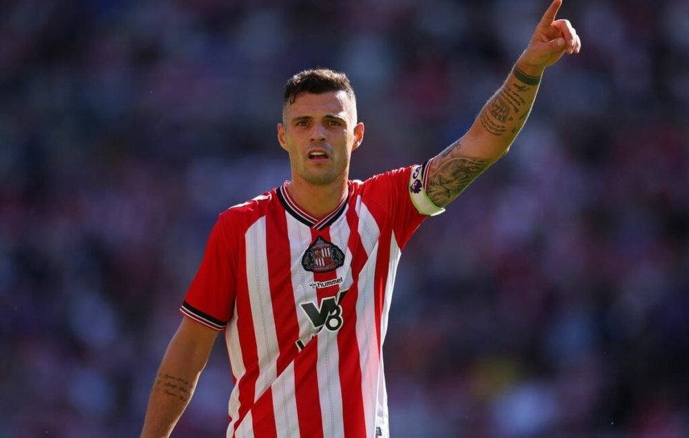 Granit Xhaka do t&euml; jet&euml; kapiten te Sunderland, e konfirmon trajneri