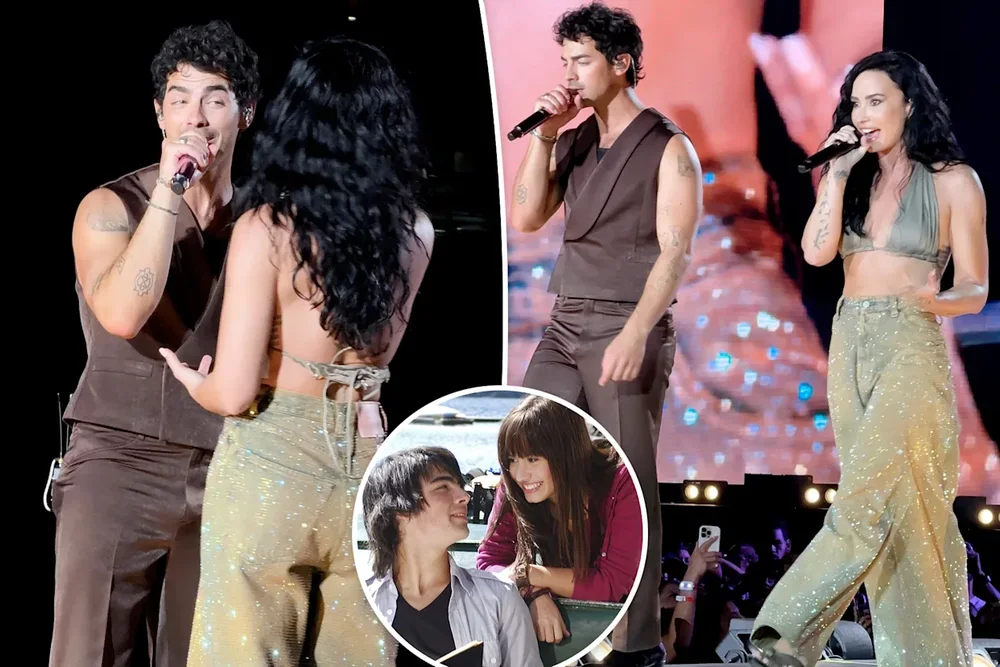 Demi Lovato ribashkohet me Jonas Brothers pas 15 vitesh