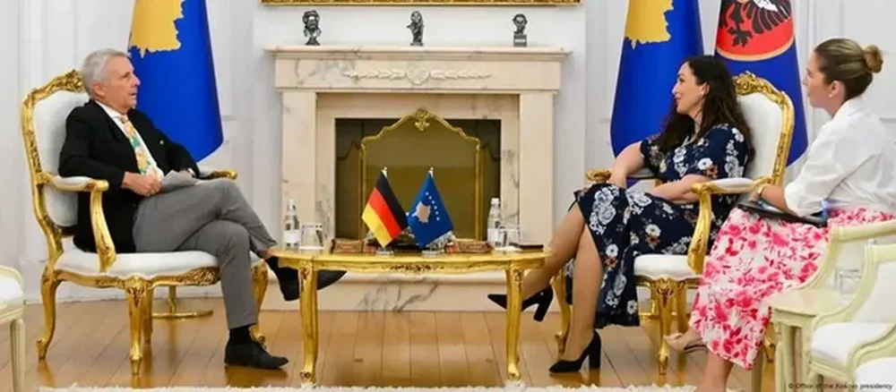 Analiza: Nd&euml;rkomb&euml;tar&euml;t t&euml; shqet&euml;suar me