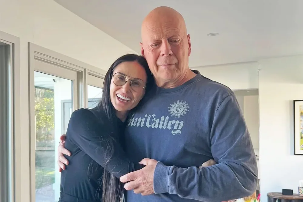 Demi Moore tregon p&euml;r luft&euml;n e Bruce Willis me demenc&euml;n