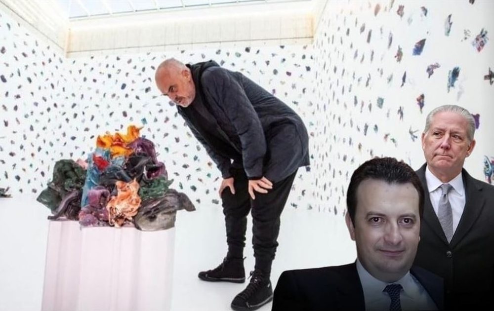 Dosja McGonigal/ Piktori q&euml; mbledh fam&euml; fal&euml; t&euml; qenit