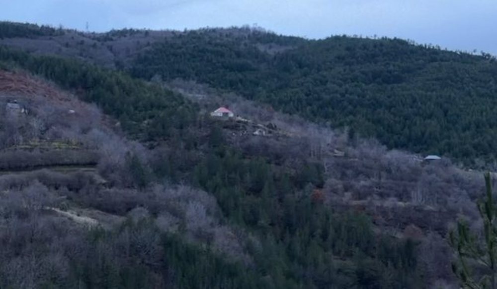 Vet&euml;dor&euml;zohen 2 personat e armatosur n&euml; Orosh t&euml; Fush&euml;