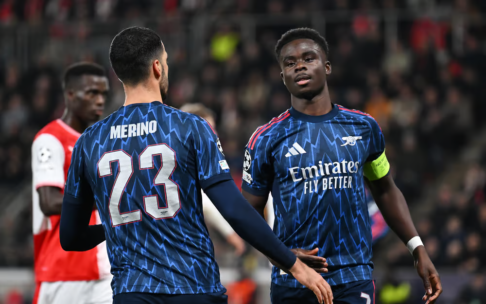 Champions/ Napoli humb penalltin&euml;, Eintrach e bllokon: Arsenal b&euml;n
