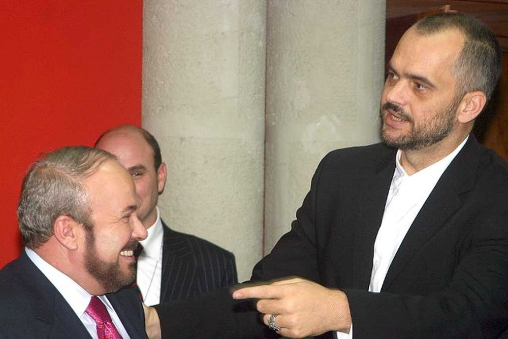 "Mikut tim t&euml; dikursh&euml;m e rigjetur s&euml;rish", Rama