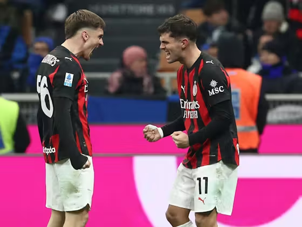 Shtyllat, nj&euml; super Maignan&hellip; pastaj Pulisic: Milan fiton derbin,