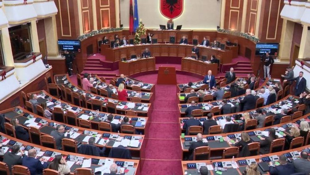 Kuvend/ Miratohet me 81 vota pro buxheti 8.8 mld euro