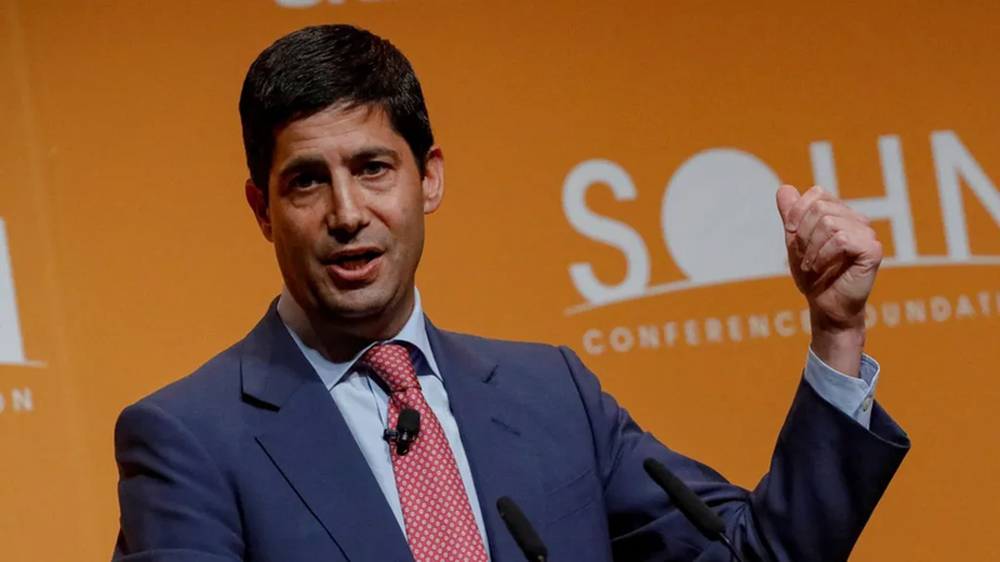 Kush &euml;sht&euml; Kevin Warsh, zgjedhja e Trump p&euml;r kreun e