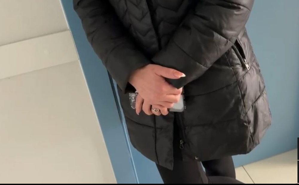 U akuzua se braktisi f&euml;mij&euml;t dhe i la pa ngr&euml;n&euml; n&euml;
