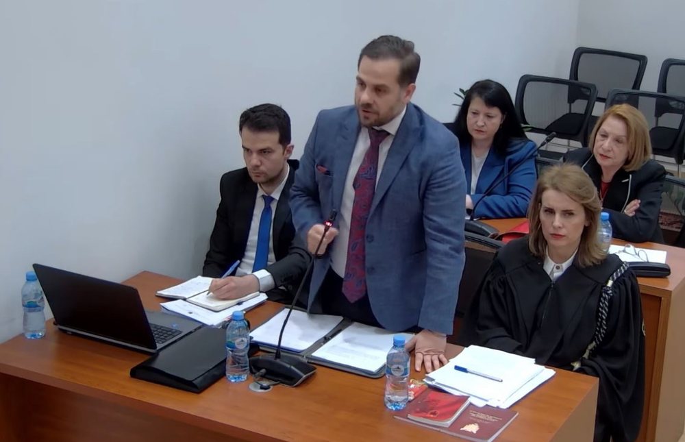Ankimimi n&euml; Kushtetuese p&euml;r &lsquo;Ballukun&rsquo;/ Kryeministria: