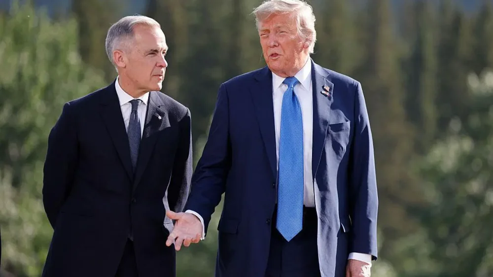 Trump paralajm&euml;ron Kanadan&euml; me tarifa 100% n&euml;se b&euml;n