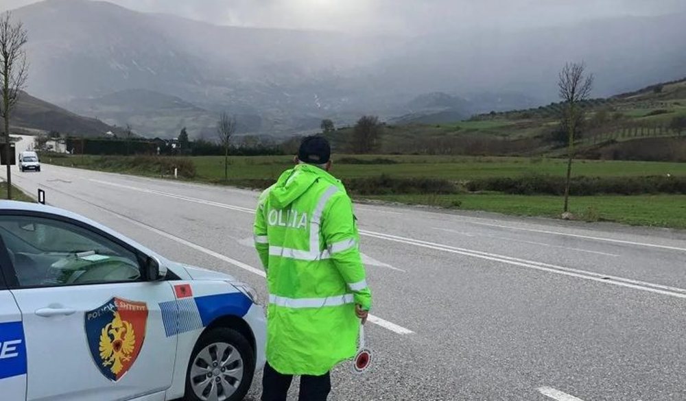 Moti i keq/ Policia thirrje qytetar&euml;ve: Zbatoni rregullat e qarkullimit
