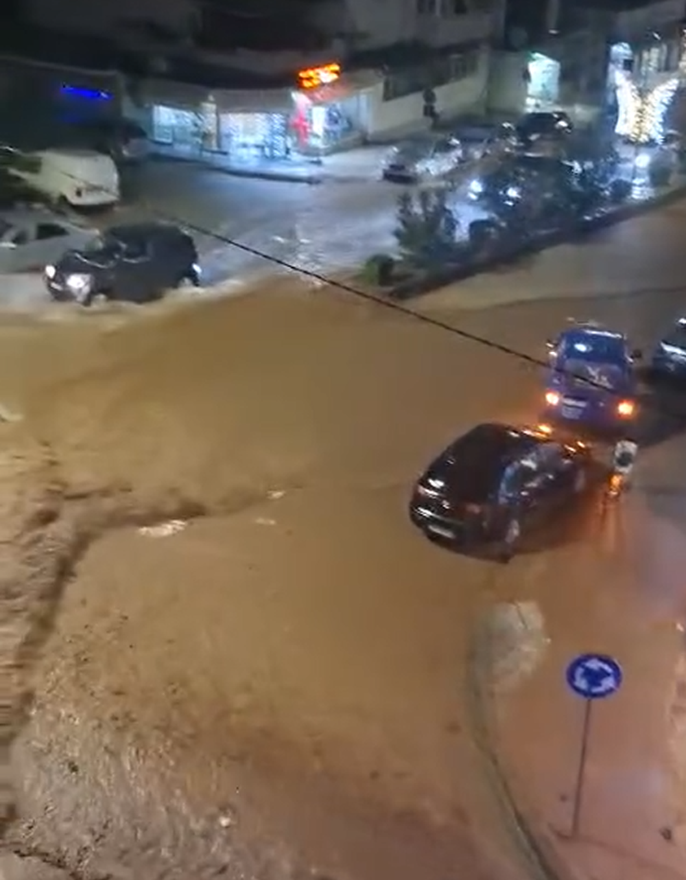 Situat&euml; apokaliptike n&euml; Gjirokast&euml;r, kryebashkiaku b&euml;n