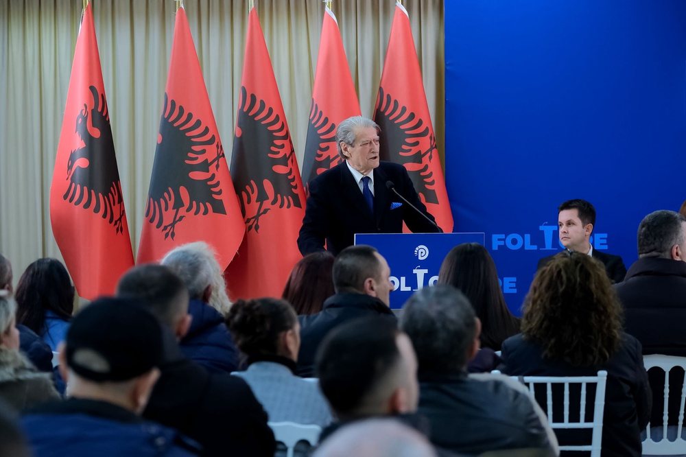 Berisha n&euml; Kombinat: PD denoncoi narkoregjimin e Ram&euml;s, koha p&euml;r