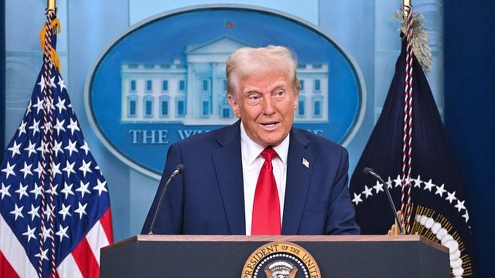 Trump zbut tonet: Dy ngjarjet n&euml; Minneapolis nuk duhet t&euml; kishin