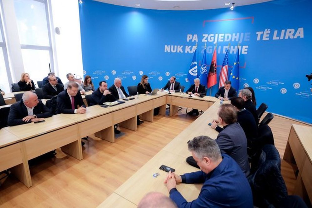 Berisha: Nuk &euml;sht&euml; gj&euml; Epstein se &ccedil;far&euml;