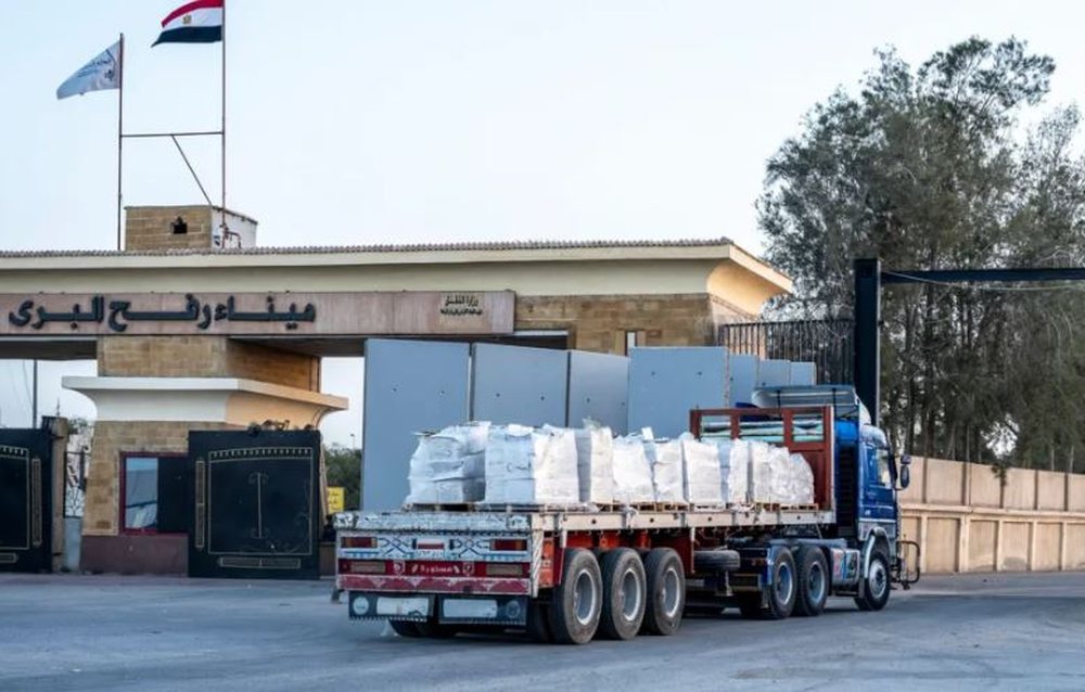 Rihapet kalimi n&euml; pik&euml;n kufitare t&euml; Rafah me Egjiptin