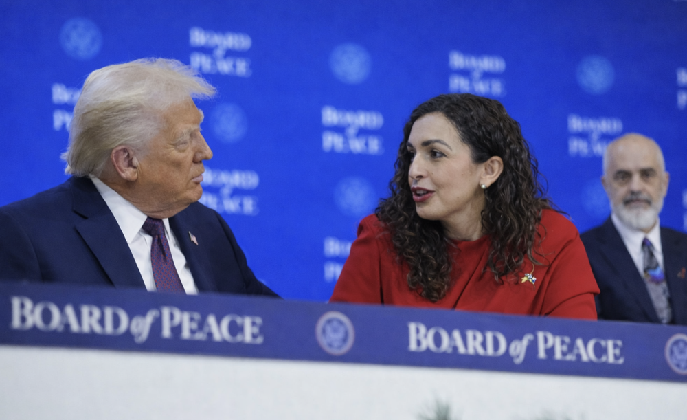 Shqiptar&euml;t n&euml; Bordin e Trump/ Europian&euml;t refuzojn&euml; ftesat