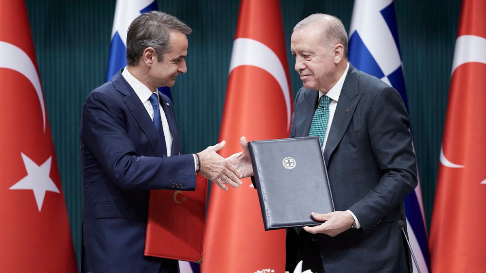 Erdogan dhe Mitsotakis takohen n&euml; Ankara: T&euml; mos flasim m&euml;
