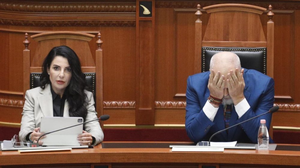 Vendimi/ Rama i heq Ballukut nj&euml; tjet&euml;r detyr&euml;