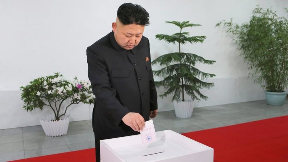 Kim Jong Un fiton zgjedhjet me... 99.3% t&euml; vot&euml;s popullore