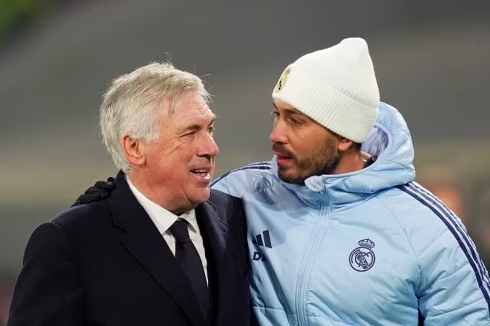 Rroft&euml; baba Carlo: Davide Ancelotti largohet nga Botafogo shkon n&euml;
