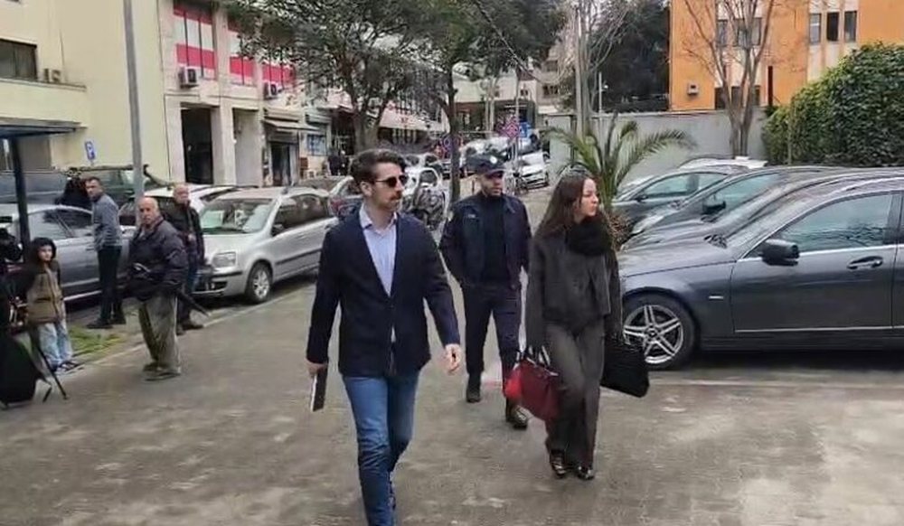 Biznesmeni Elman Abule paraqitet n&euml; GJKKO