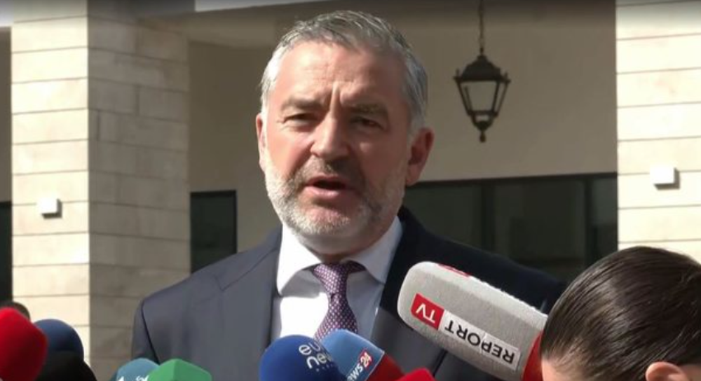 Klosi: Do fitojm&euml; n&euml; &ccedil;do bashki, struktura t&euml; partis&euml;