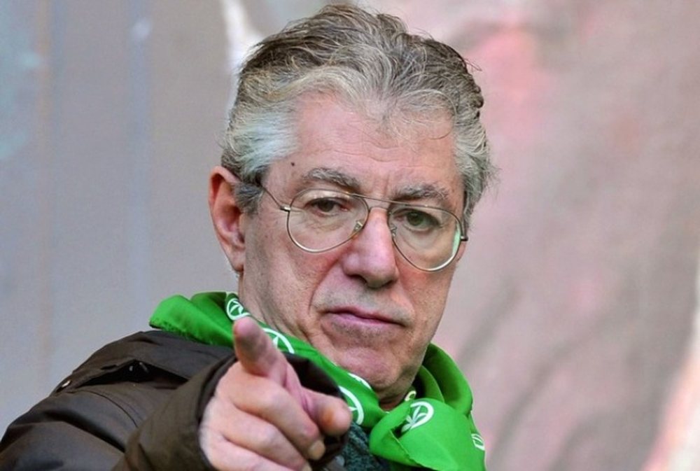 Ndahet nga jeta Umberto Bossi, themelues dhe drejtues i Lega Nord p&euml;r 20