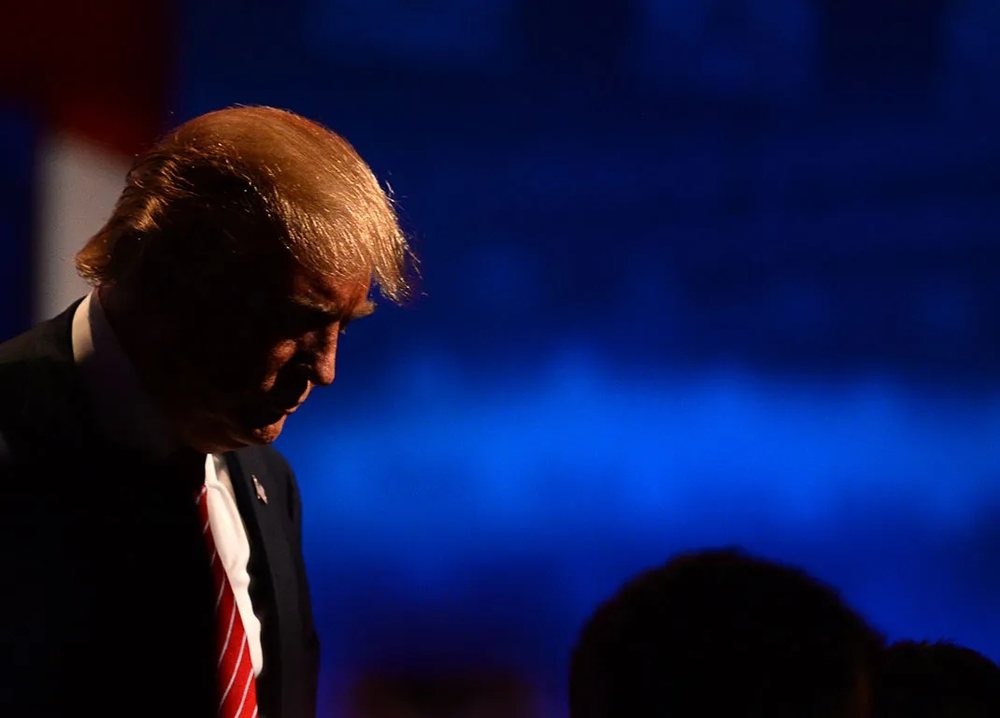 ANALIZA/ Trump p&euml;rpara dy dilemave p&euml;r luft&euml;n me Iranin