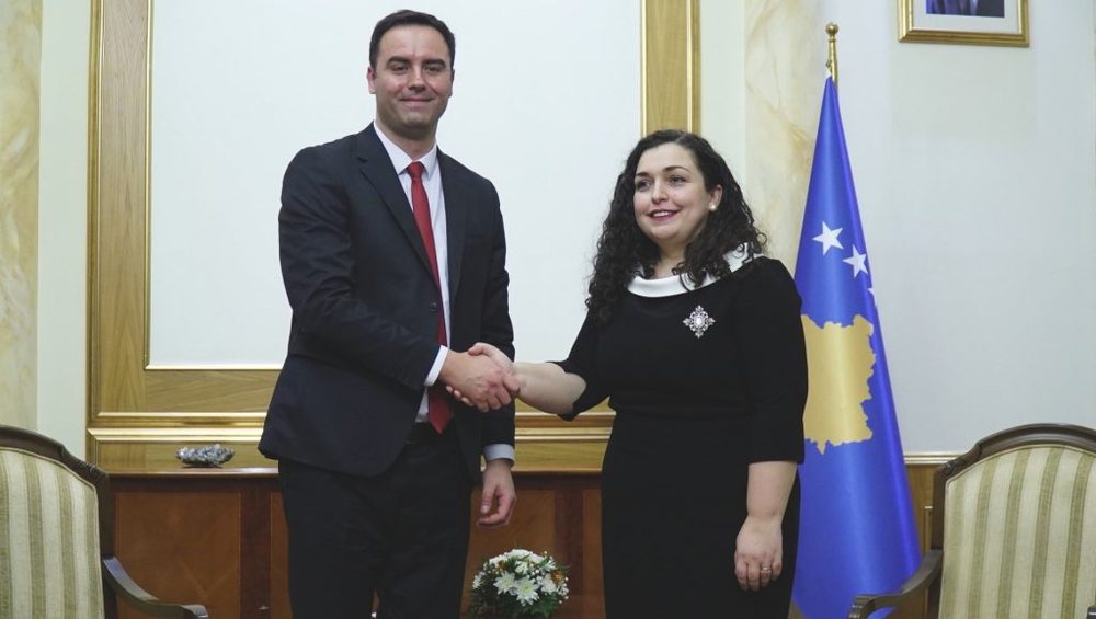 Vet&euml;vendosja flak Vjosa Osmanin: Propozon Glauk Konjufc&euml;n p&euml;r