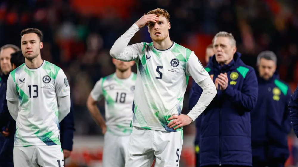 Penalltit&euml; surreale n&euml; &Ccedil;eki-Irland&euml;: nj&euml; siren&euml;