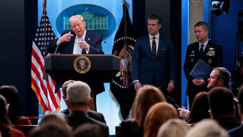 Trump: Gazetari q&euml; dha lajmin p&euml;r pilotin e humbur n&euml; Iran