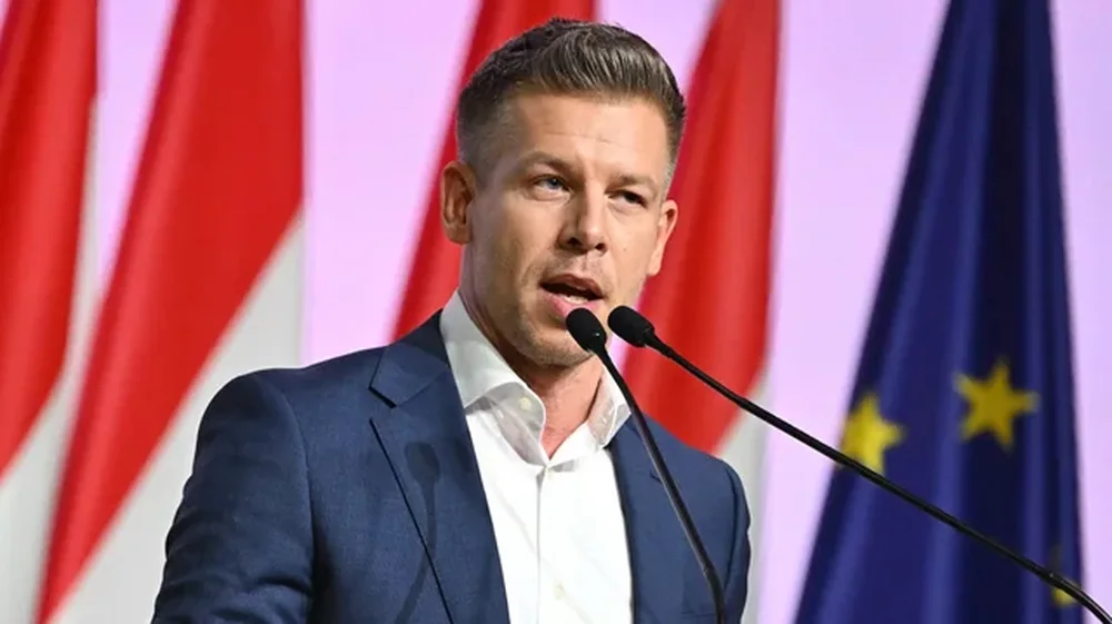 Magyrar: Hungaria do t&euml; ekzekutoj&euml; urdh&euml;r-arrestin