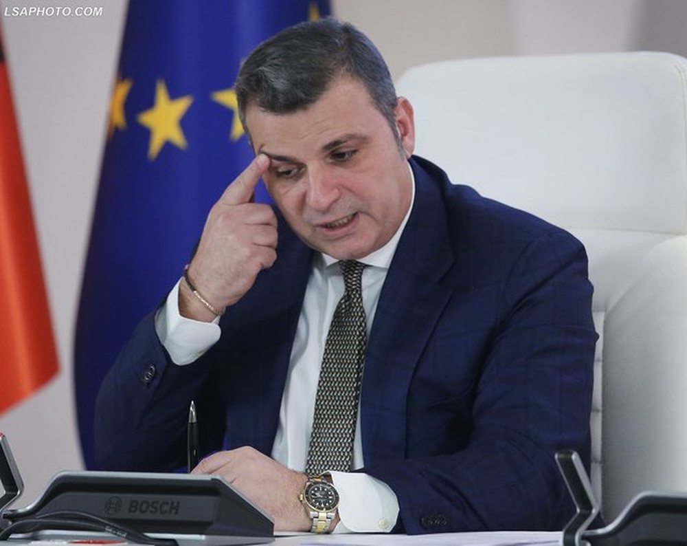 BIRN: Banka e Shqip&euml;ris&euml; bleu 1 miliard&euml; euro gjat&euml; vitit