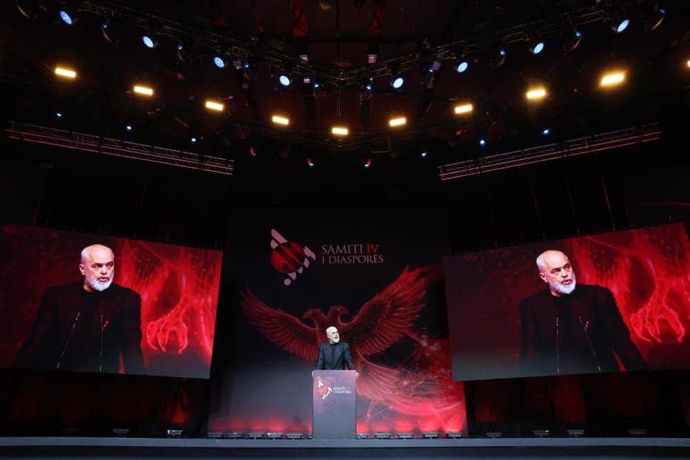 BIRN: Samiti i Diaspor&euml;s, efekti propagandistik e tejkalon ndikimin real